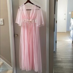 NWOT Vintage Nightgown & Robe
